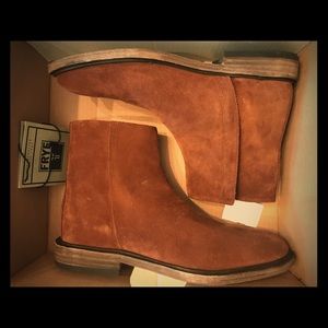 Frye Chris Inside Zip Boots